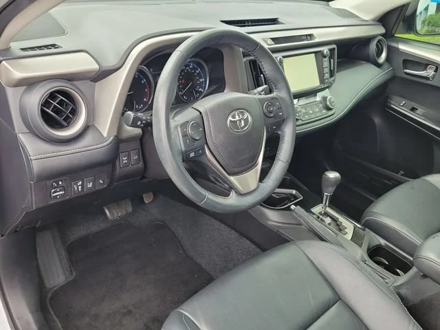2017 Toyota RAV4 Limited - Photo 20