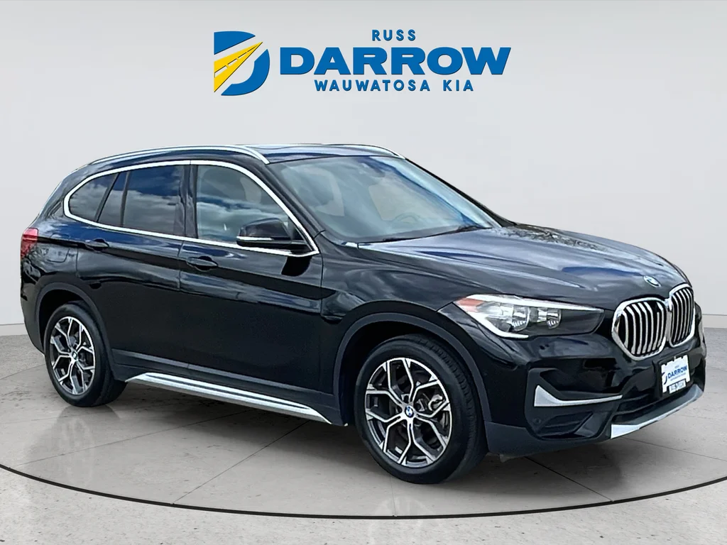 Used 2022 Black BMW xDrive28i image 7