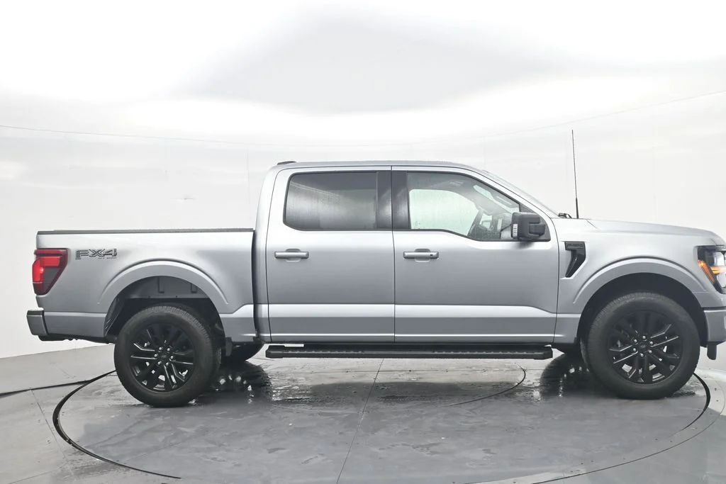 New 2026 Iconic Silver Metallic Ford XLT image 6