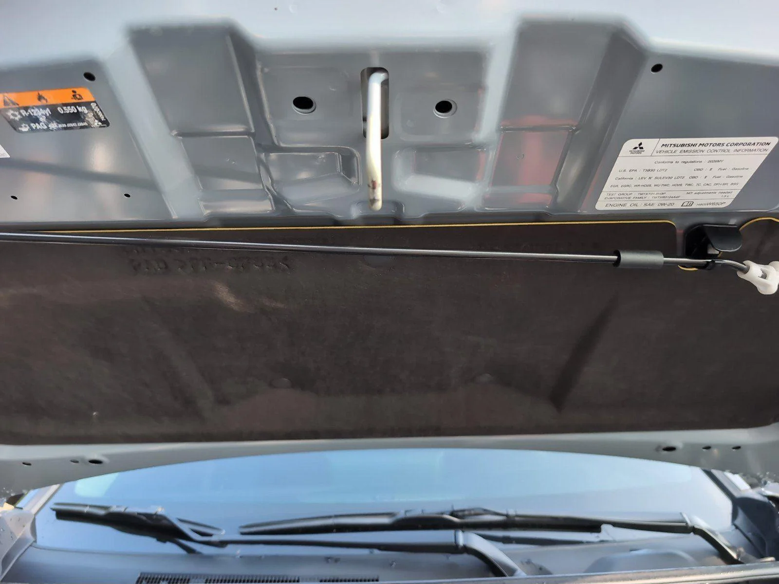 Used 2026  Mitsubishi SE image 13