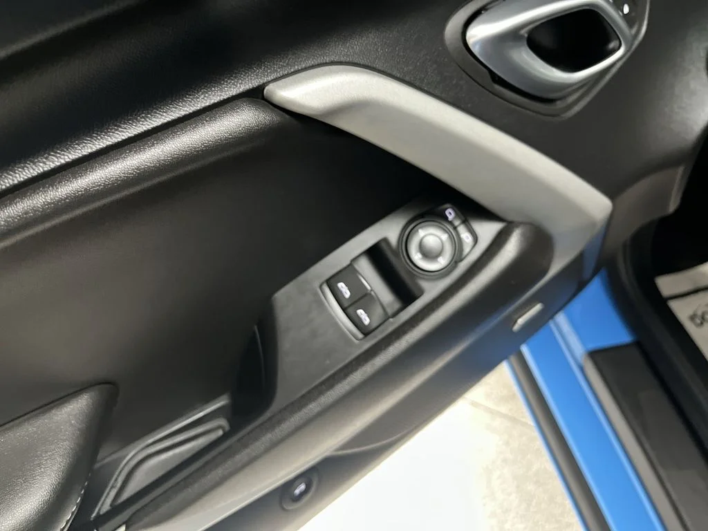 Used 2023 Blue Chevrolet 1LT image 13