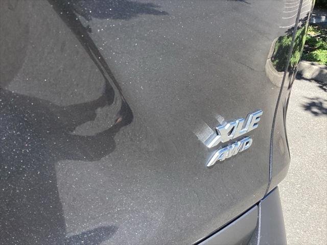 Certified Used 2025 MAGNETIC GRAY MET. Toyota  image 20
