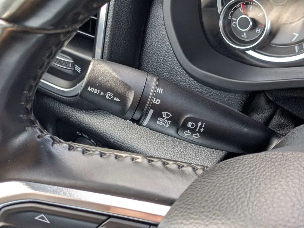 Used 2021 Blue Ram Laramie image 26