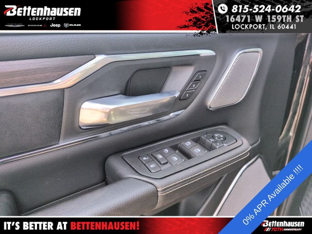 New 2027 Diamond Black Crystal Pearl-Coat Exterior Paint RAM Laramie image 15