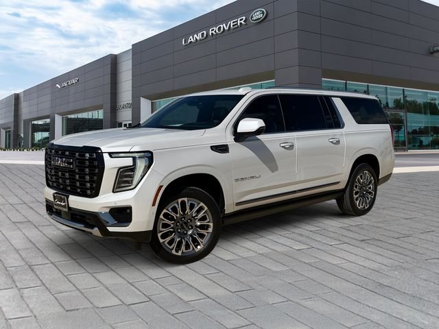 Used 2025 White GMC Denali Ultimate image 1