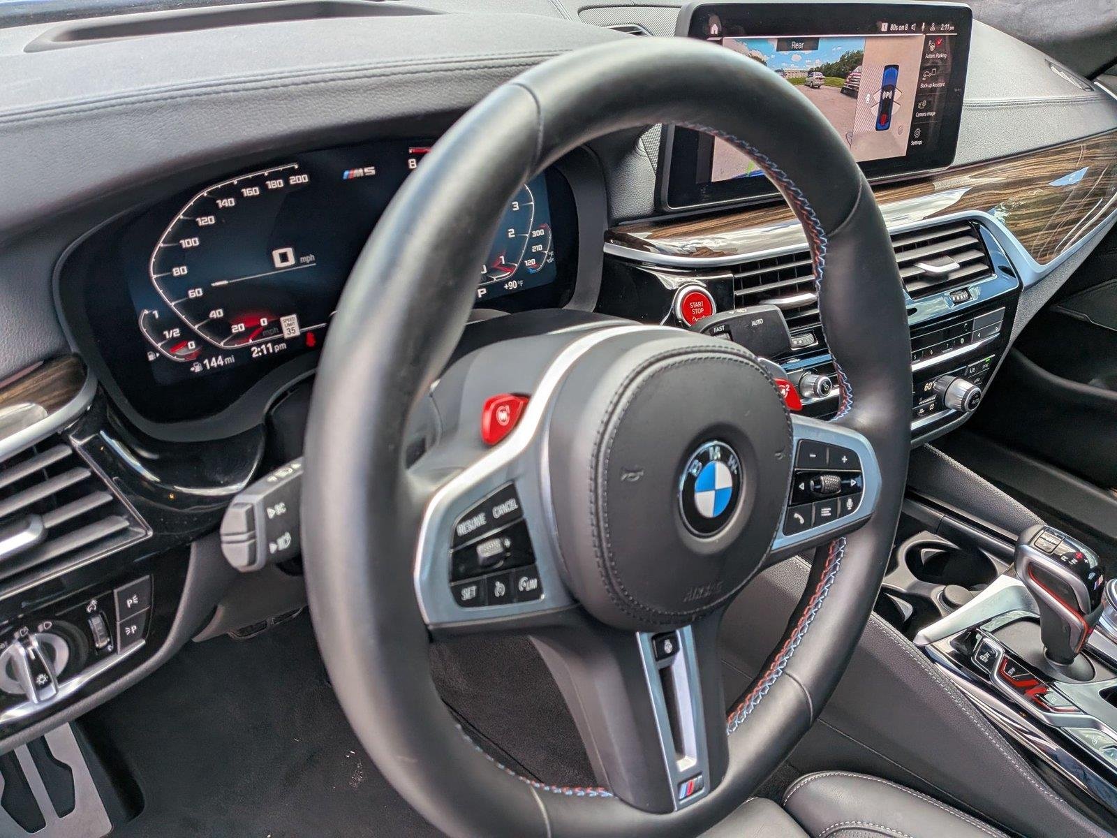 Used 2023 Marina Bay Blue Metallic BMW  image 18