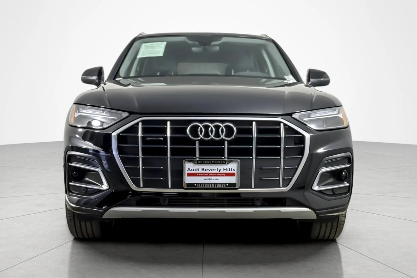 Used 2023 Brilliant Black Audi Premium 40 TFSI quattro image 8