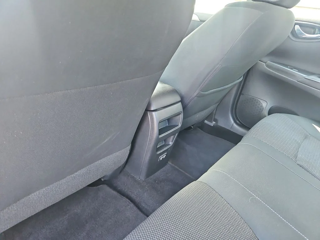 Used 2019 Black Nissan S image 13