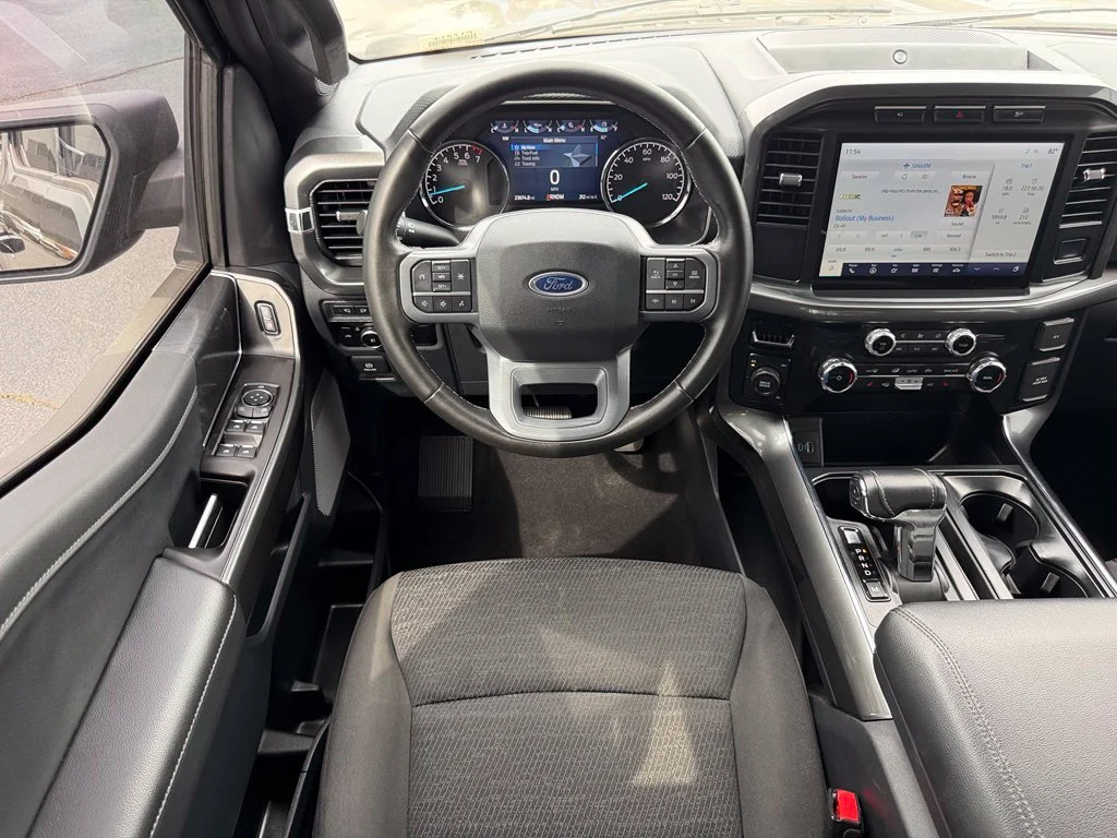 Used 2023 Black Ford XLT image 11