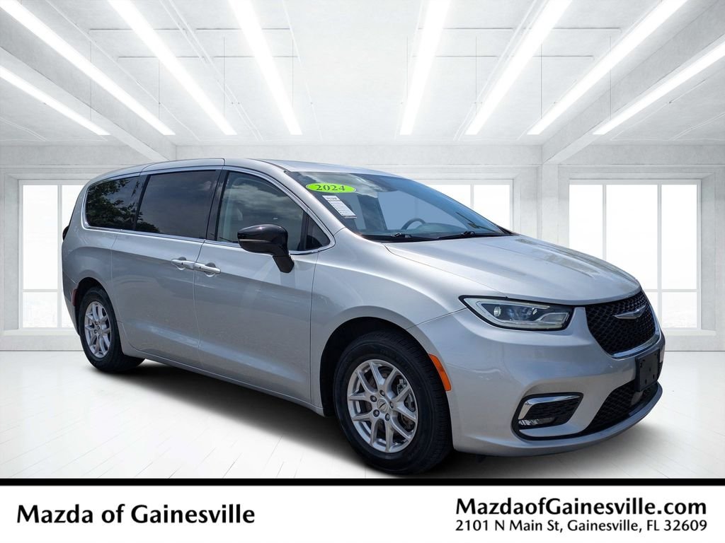 2024 Chrysler Pacifica