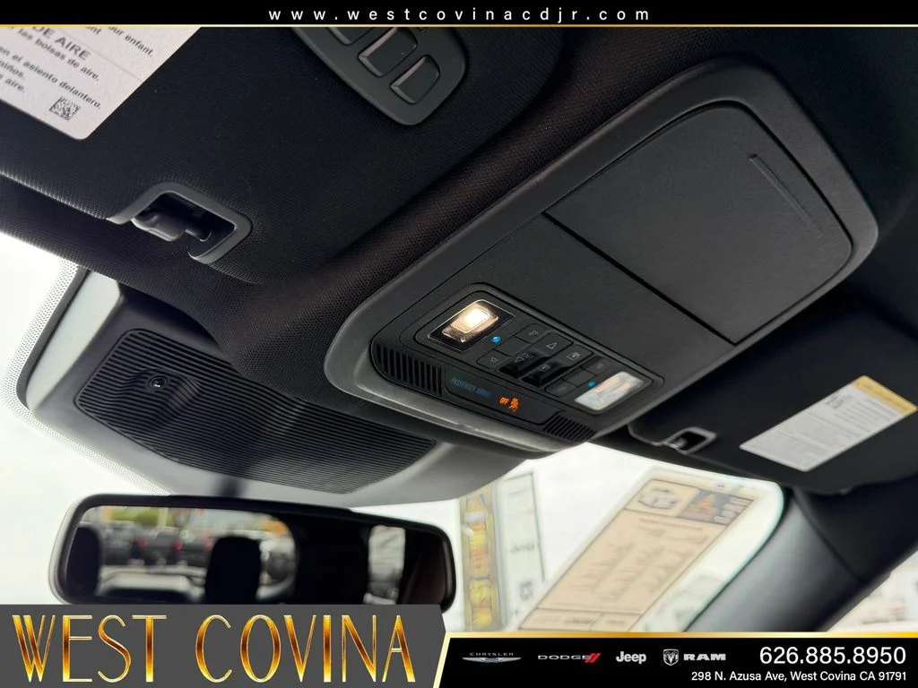 Used 2024 Silver Ford Platinum image 22