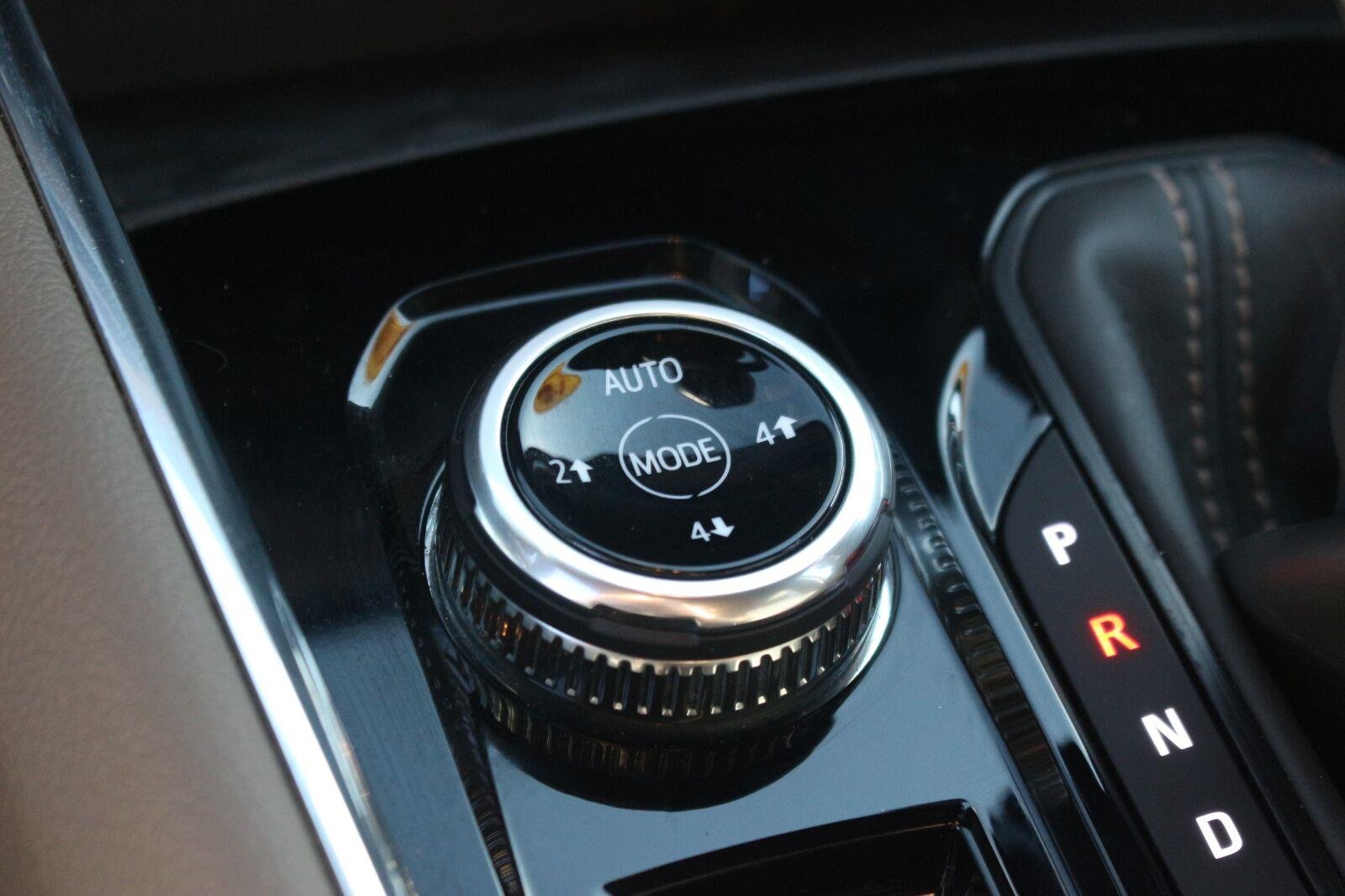 Used 2024 Onyx Black GMC Denali image 28