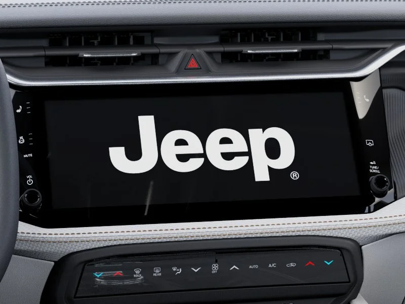 New 2026 Bright White Clear-Coat Exterior Paint Jeep Overland image 19