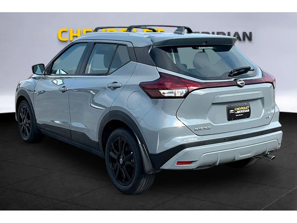 Used 2024 Gray Nissan SV image 2