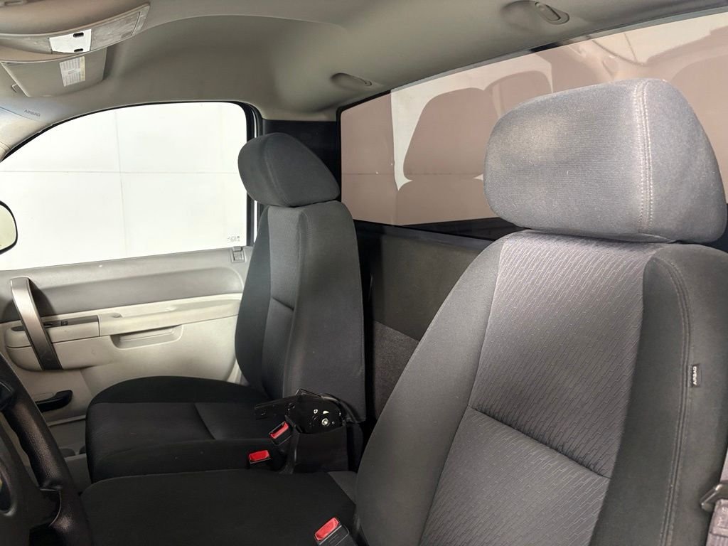 Used 2013 White Chevrolet Work Truck image 21