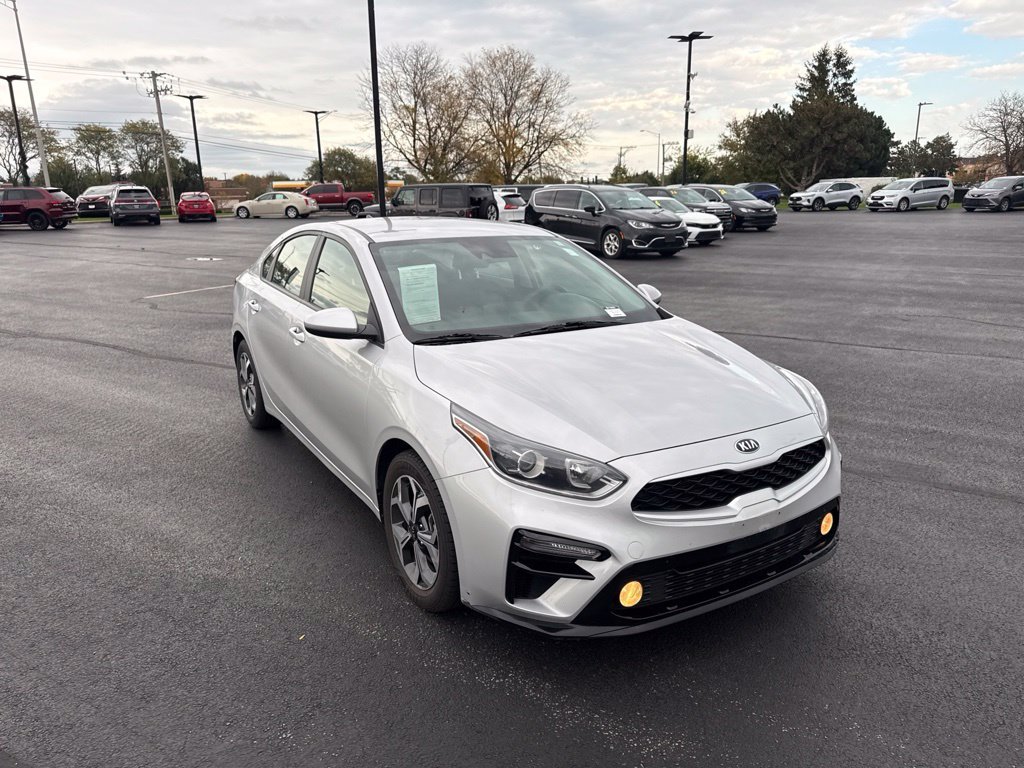 Used 2021 Silver Kia LXS image 6