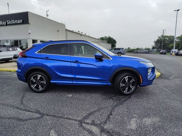 New 2026 Blue Mitsubishi SEL image 8