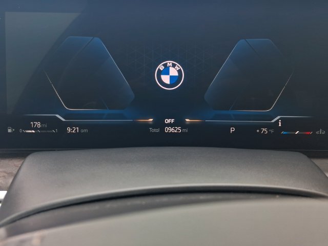 Used 2026 Black BMW xDrive40i image 18
