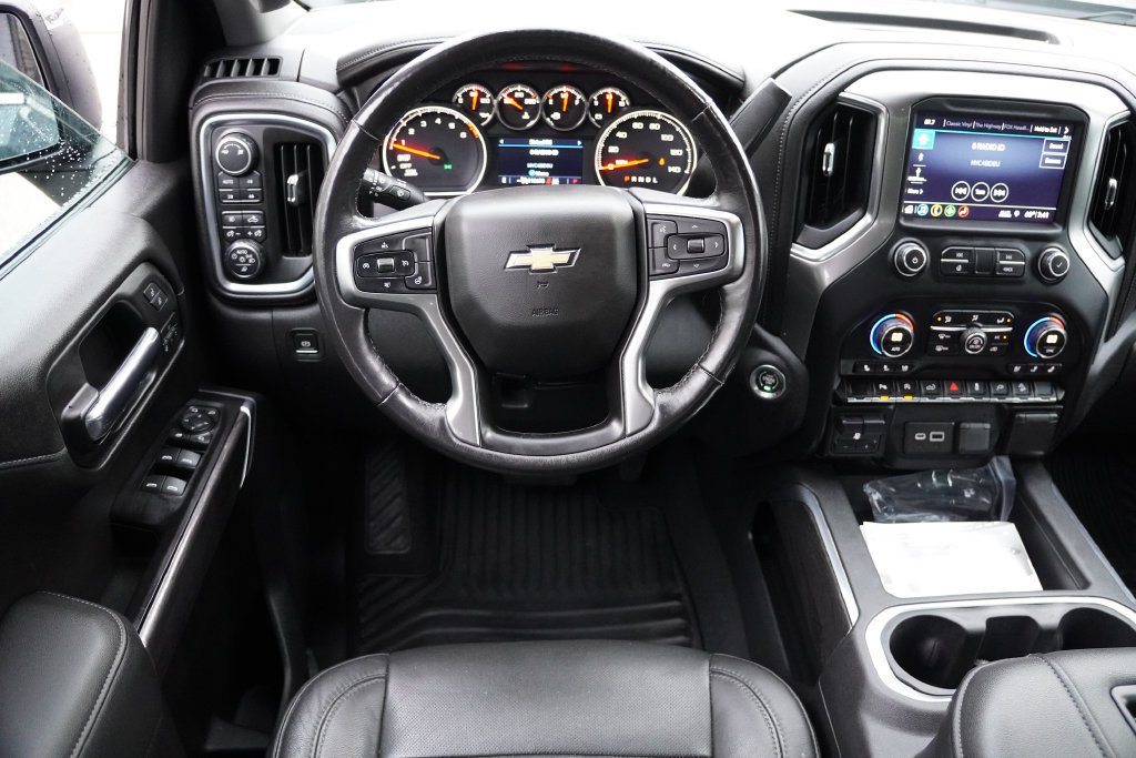 Used 2019 SHADOW GRAY METALLIC Chevrolet LTZ image 21