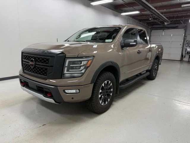 2021 Nissan Titan PRO-4X 4X4 Crew Cab's photo