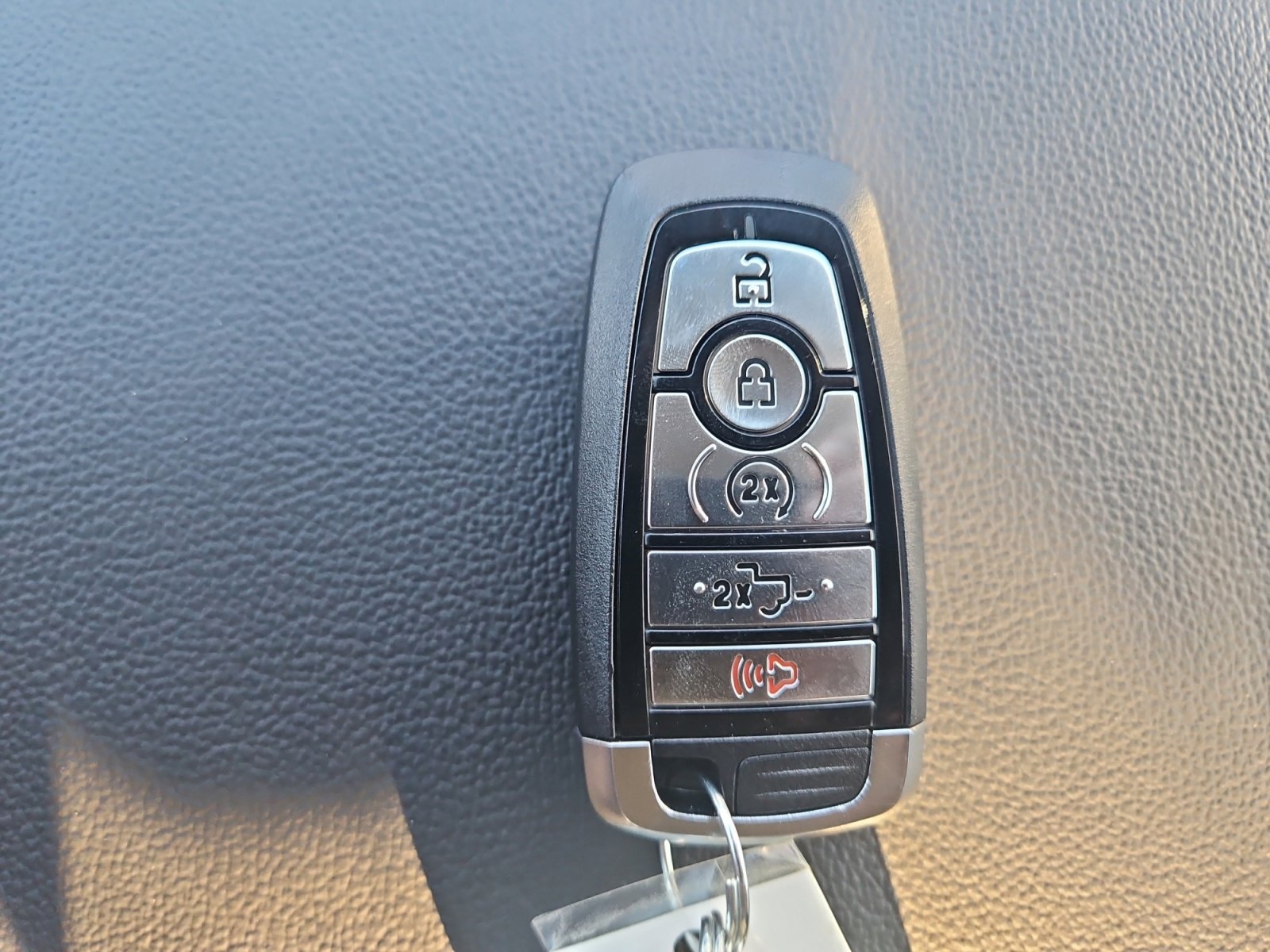 2026 Ford F-350 Super Duty XL - Photo 30