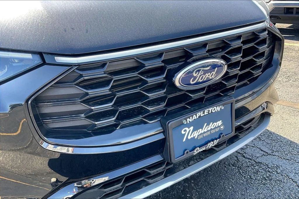 New 2026 Agate Black Metallic Ford ST-Line Elite image 31