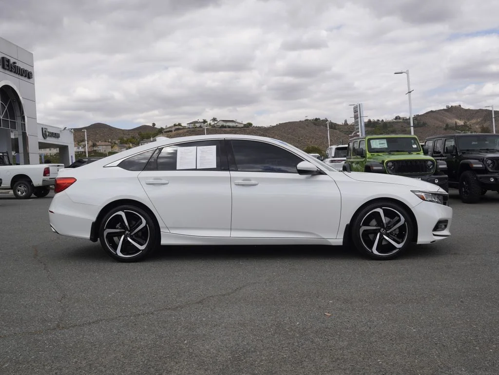 Certified Used 2020 White Honda Sport 2.0T image 2