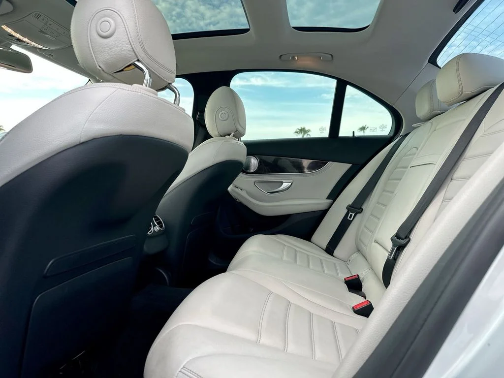 Used 2016 Silver Mercedes-Benz C 300 image 11