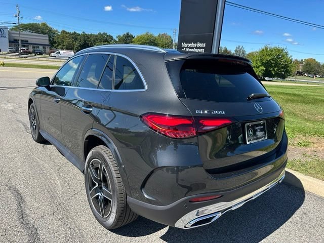 New 2026 Graphite Grey Metallic Mercedes-Benz GLC 300 image 40