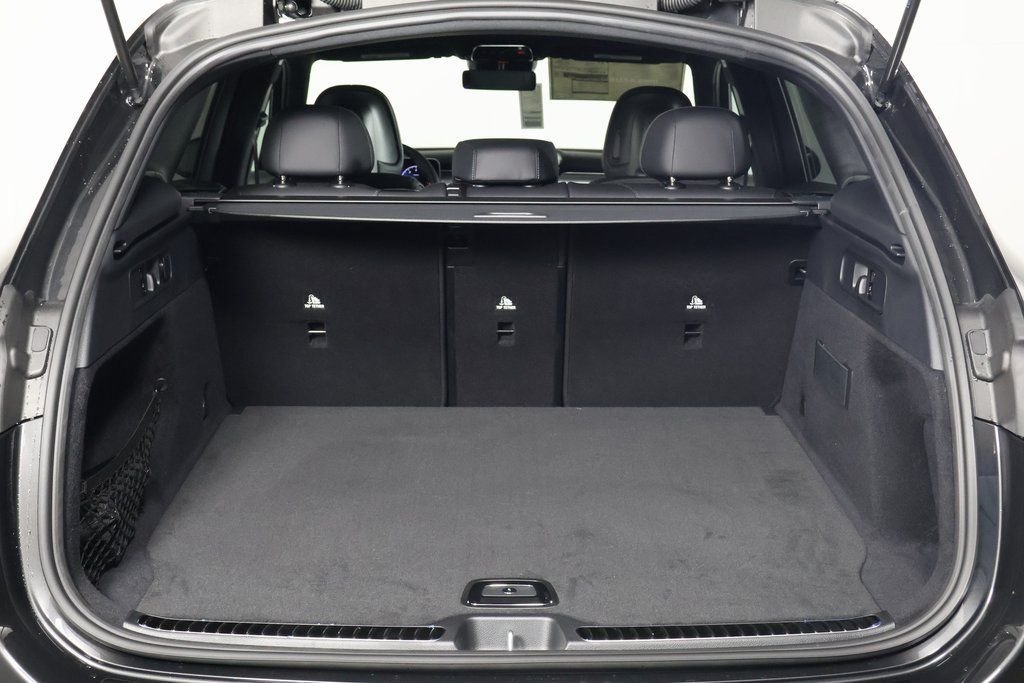 New 2026 Graphite Grey Metallic Mercedes-Benz GLC 300 image 8
