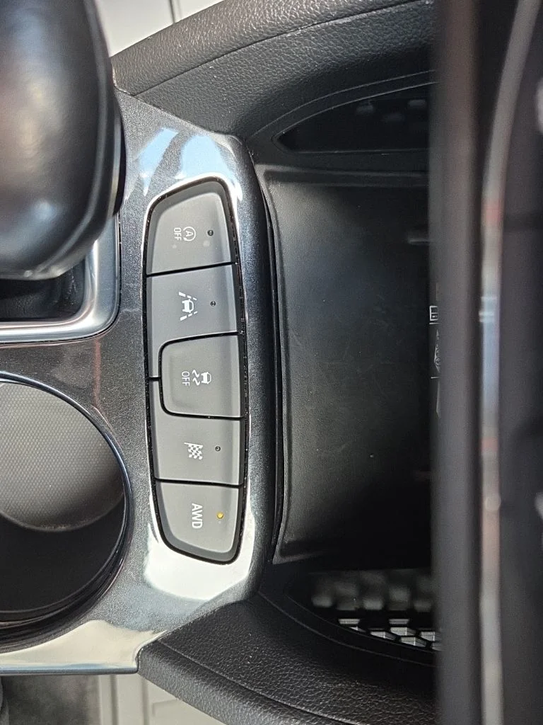 Used 2021 Gray Chevrolet RS image 38