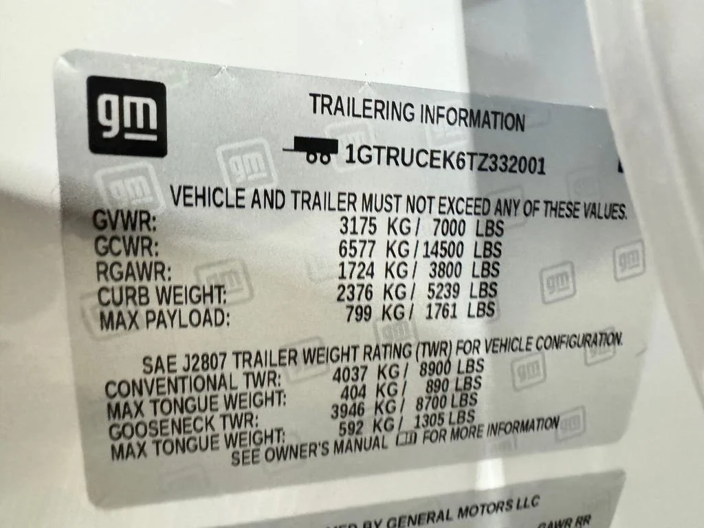 New 2026 Summit White GMC Elevation image 8