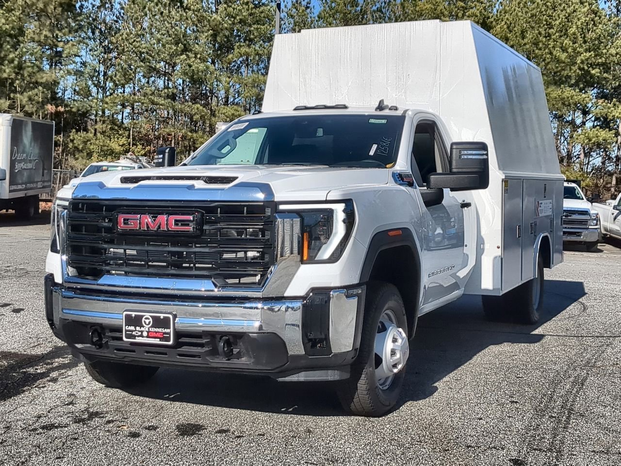 New 2026 Summit White GMC Pro image 4