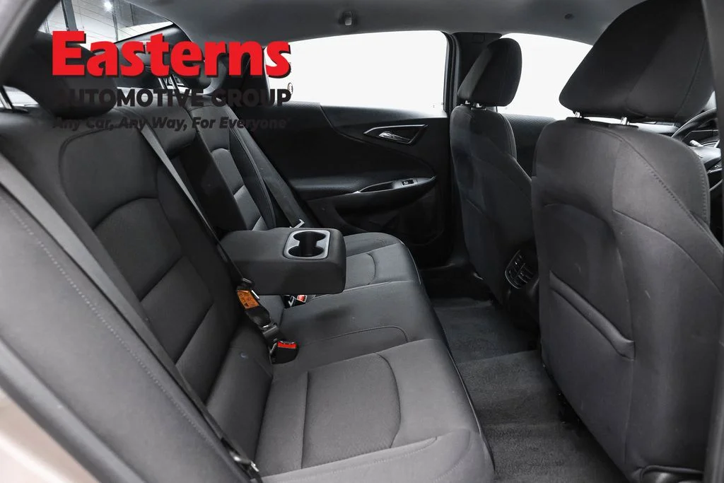 Used 2025 Gray Chevrolet LT image 23