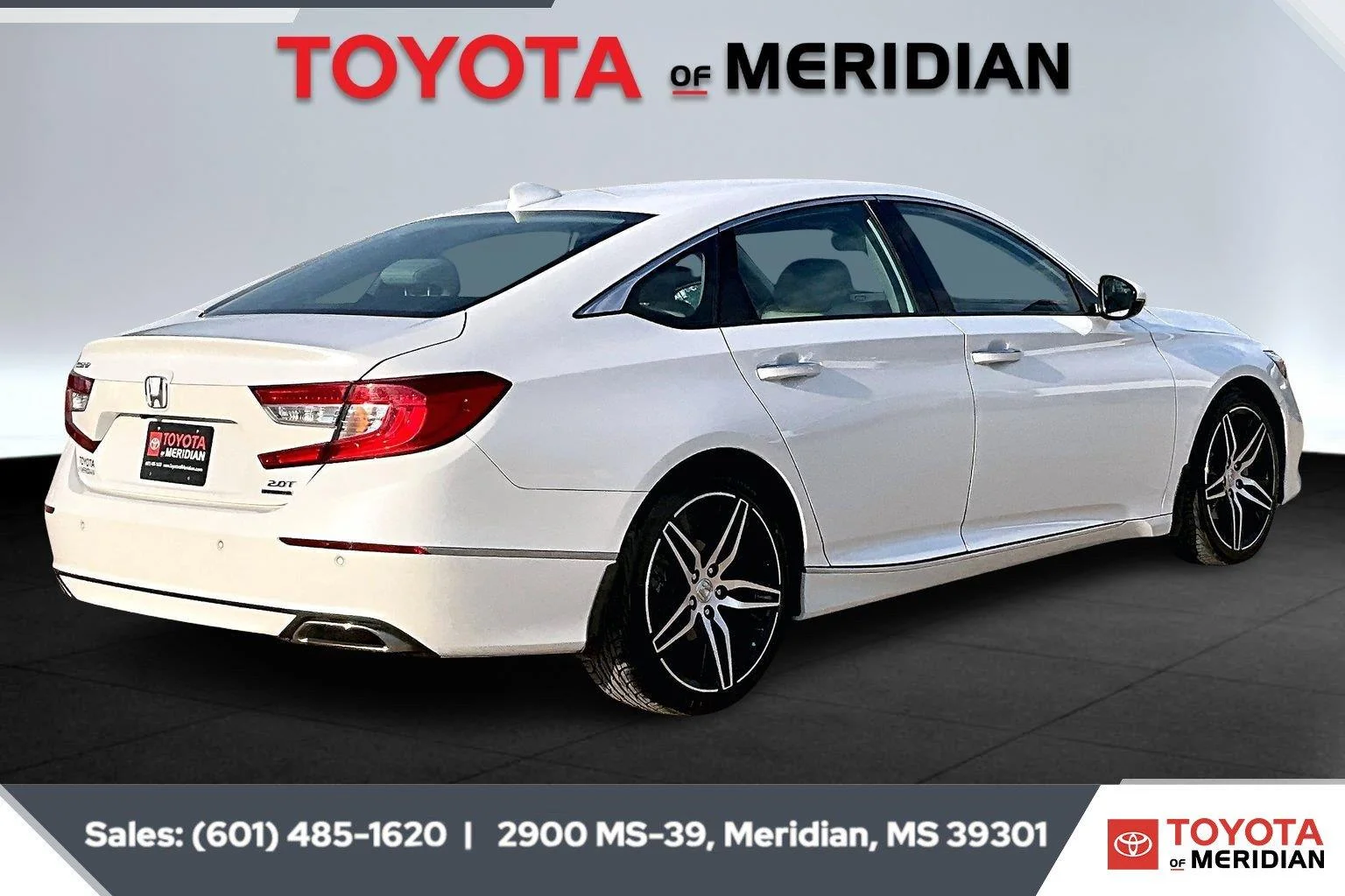 Used 2021 Platinum White Pearl Honda Touring image 10