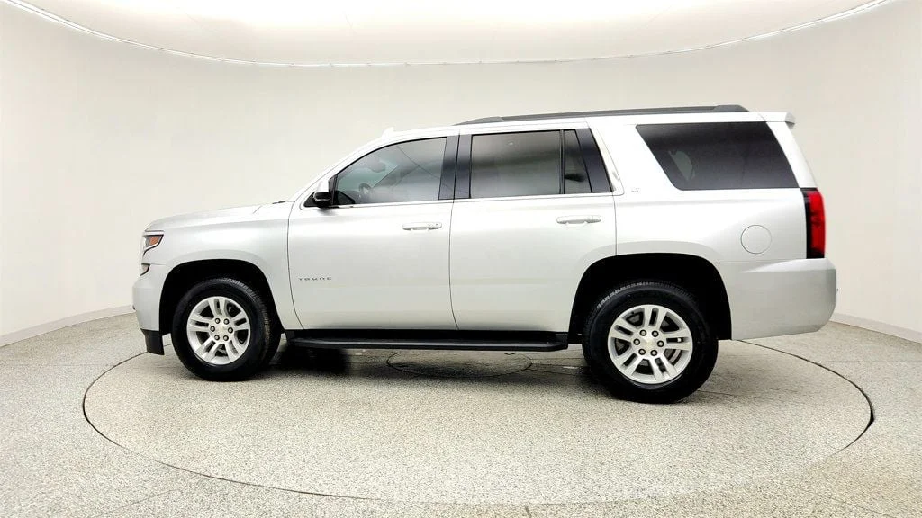 Used 2020 Silver Ice Metallic Chevrolet 4WD 4dr LT w/ Luxury Pkg & Sun/Entertainment Pkg image 8