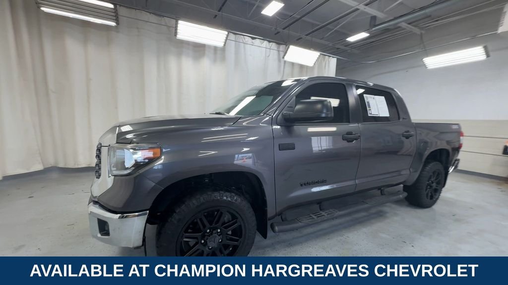 Used 2020 Magnetic Gray Metallic Toyota SR5 image 5