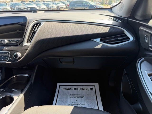 Used 2024 Mineral Gray Metallic Chevrolet LT image 21
