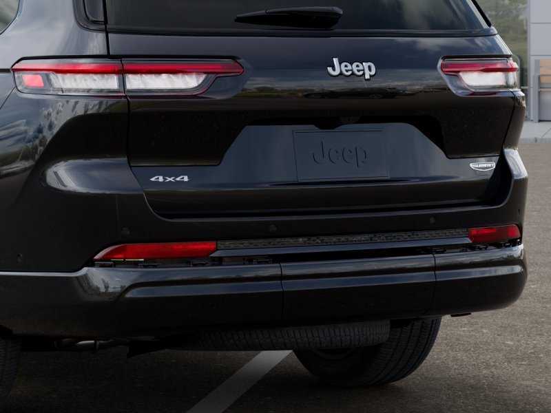 New 2026 Diamond Black Crystal Pearl-Coat Exterior Paint Jeep Summit image 39