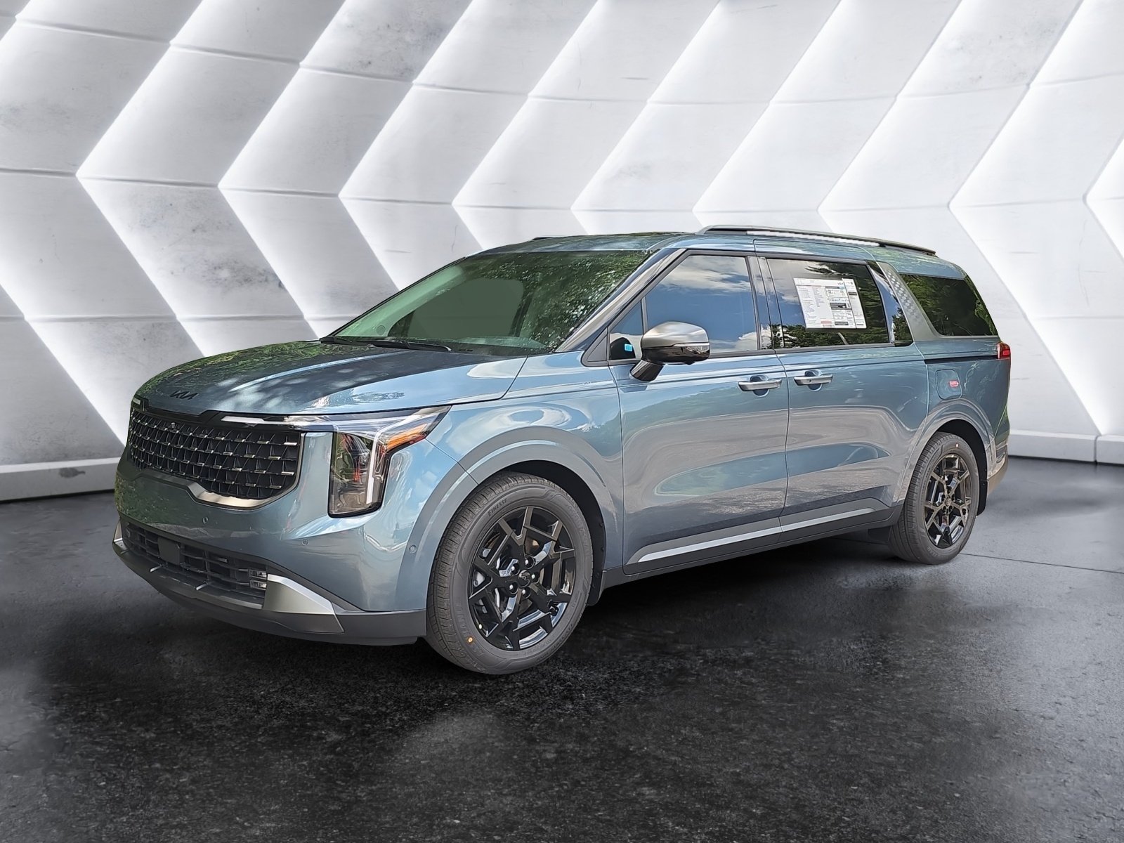 2026 Kia Sedona SX Prestige HEV's photo