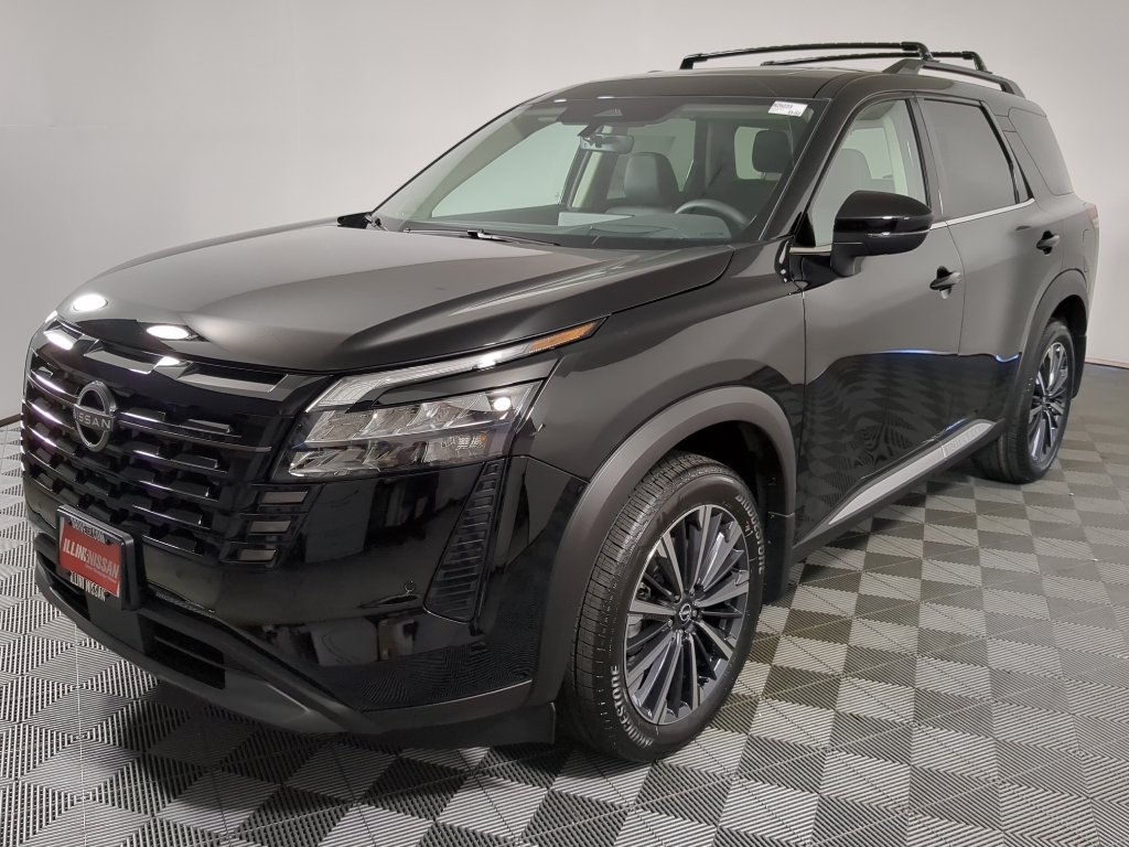 New 2026 Super Black Nissan Platinum image 4
