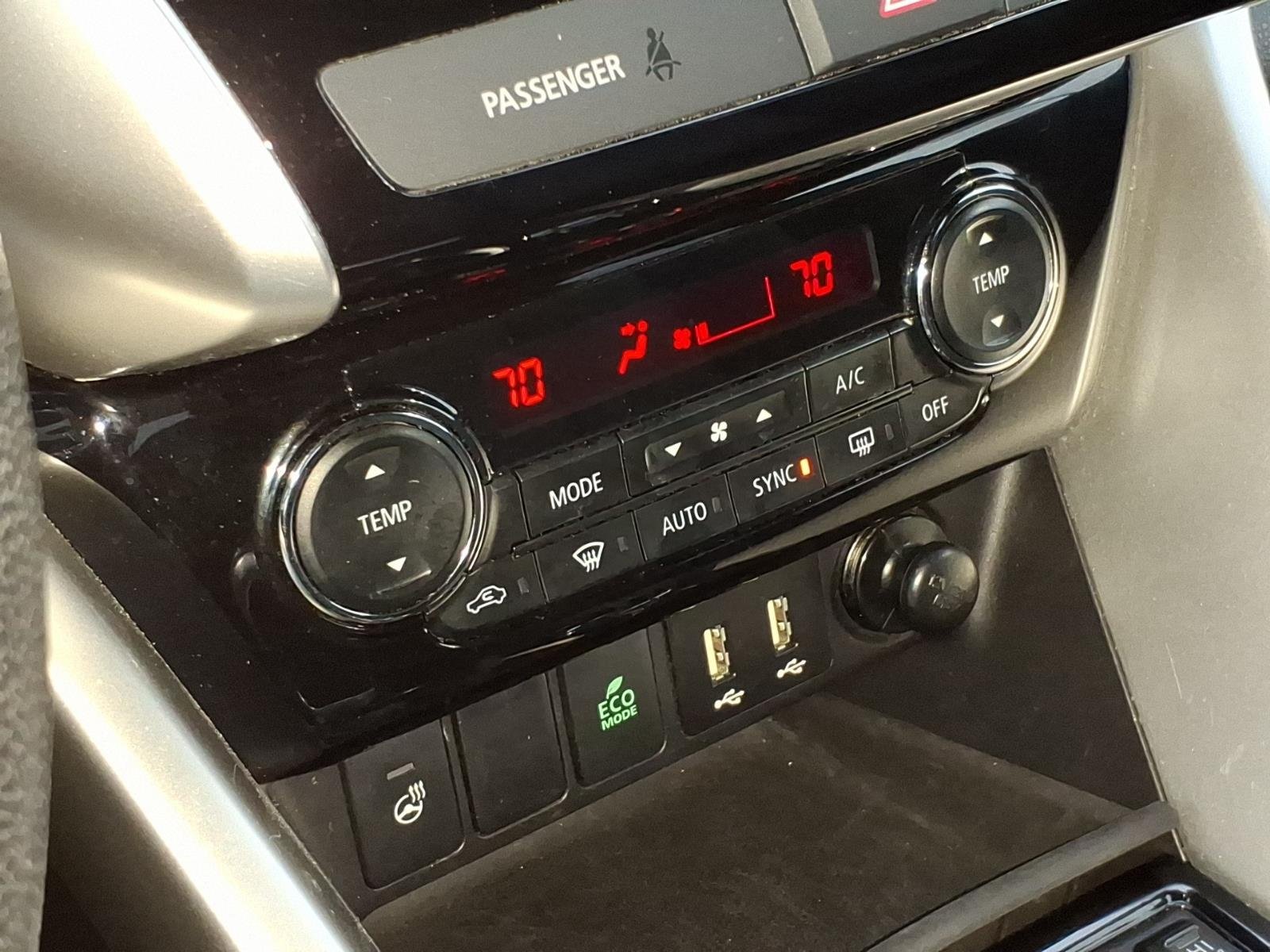 Used 2024  MITSUBISHI  image 17
