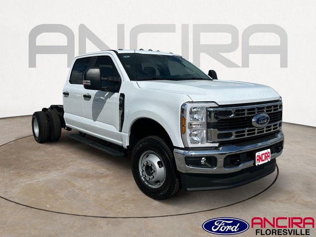 New 2026 Ford Super Duty F-350 DRW XL