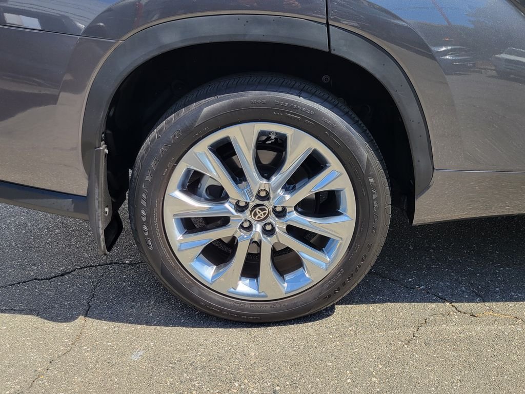 Used 2024 Gray Toyota Limited image 5