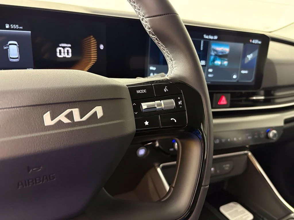 New 2027 Green Kia EX image 21