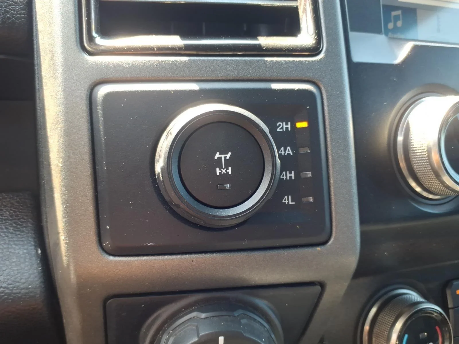 Used 2019 Agate Black Metallic Ford Raptor image 8