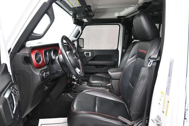 Used 2018 Bright White Clearcoat Jeep Rubicon image 9