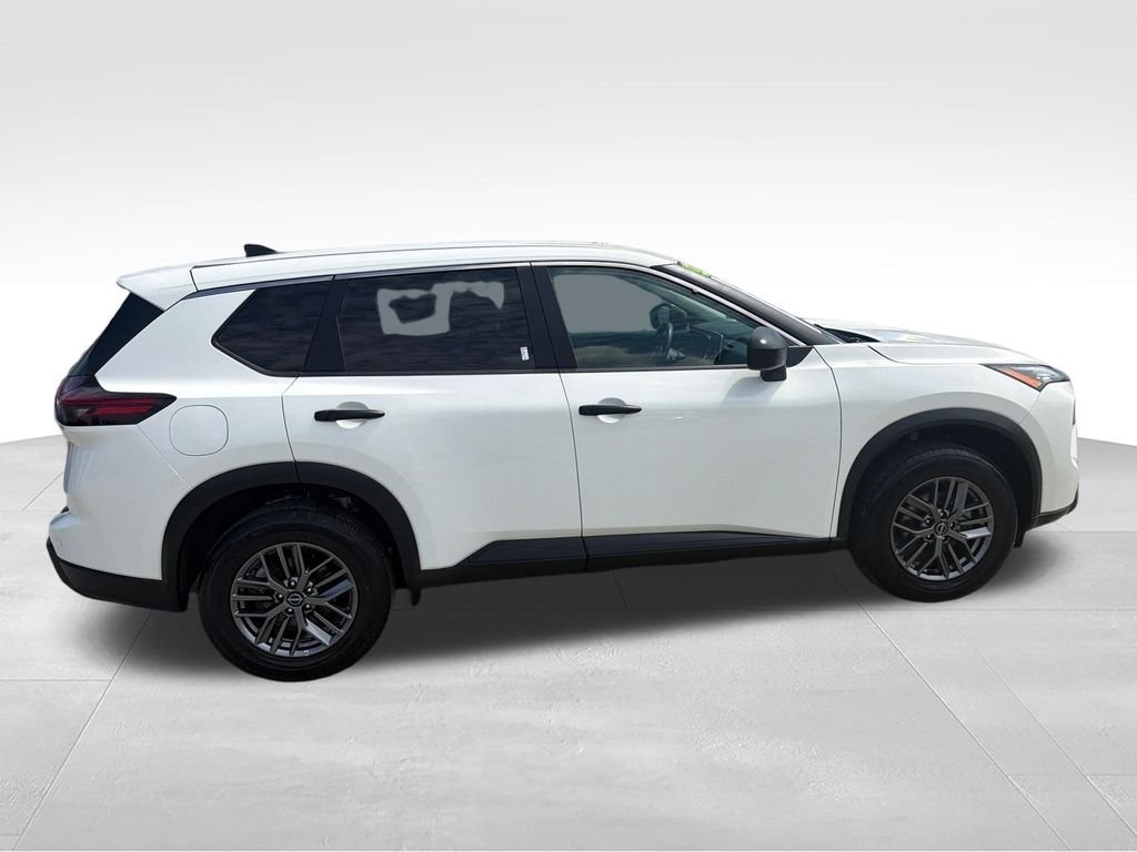 Used 2024 White Nissan S image 6