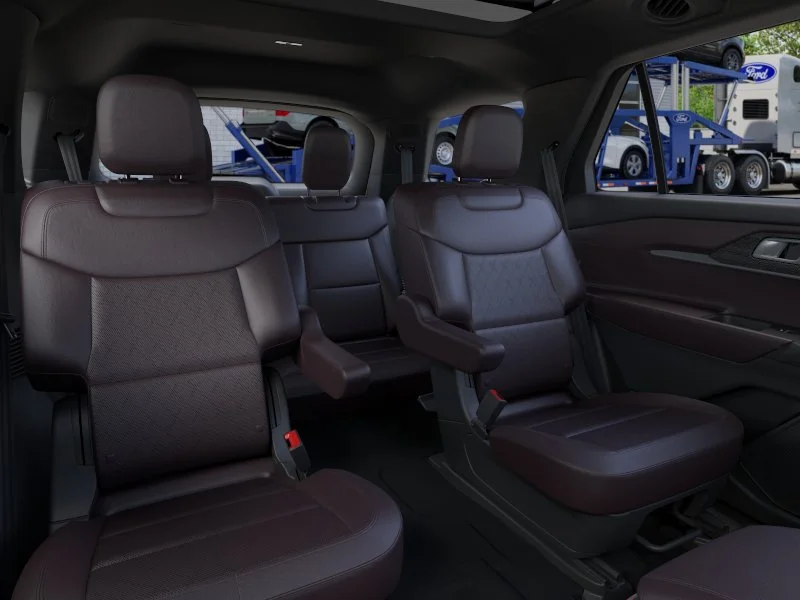 New 2026 Star White Metallic Tri-Coat Ford Platinum™ image 11