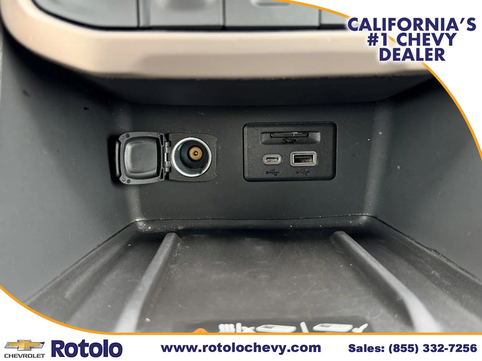 Used 2023 Ebony Twilight Metallic GMC Denali image 24
